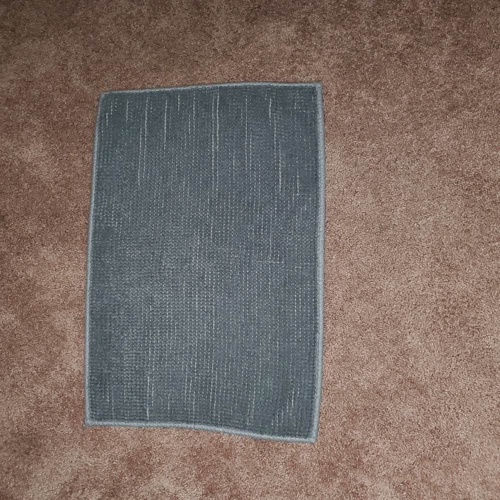 Bath rug